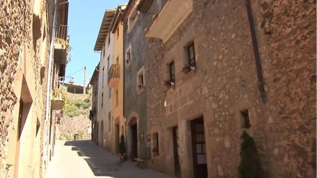 Allotjaments Rurals Can Pere Petit Santa Pau Exterior foto